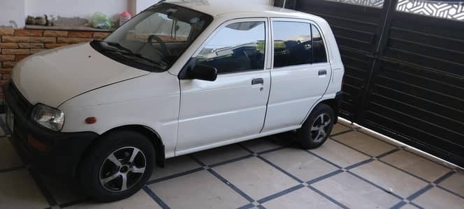 Daihatsu Cuore 2005