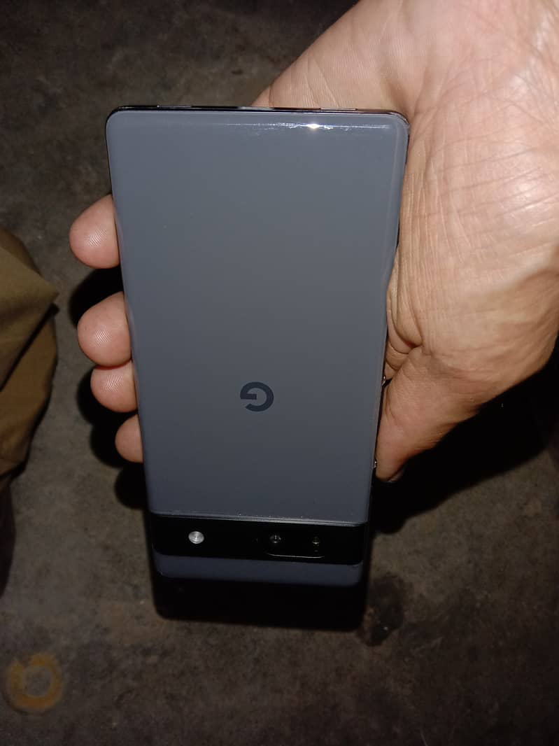 Google Pixel 7a 1