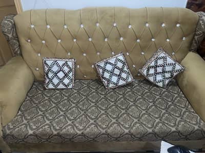 5 seater Sofa Set 9/10 condition one year used