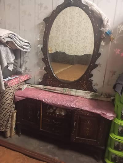 strong pure wooden bedste urgent sale