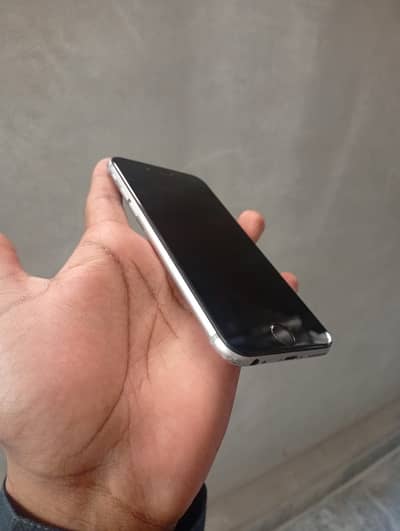 Apple iPhone 6S | Pta Proved | 64 Gb