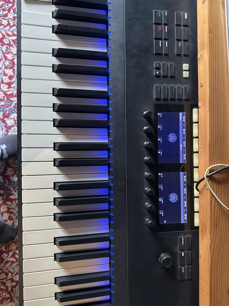 Controller mk2 Komplete kontrol 1
