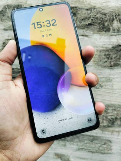 Samsung Mobile A72 for sale