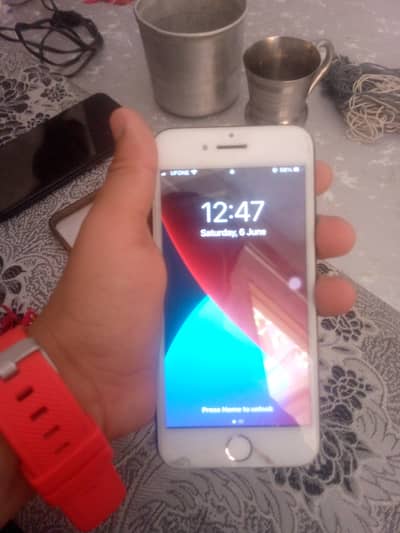 Apple iPhone 7