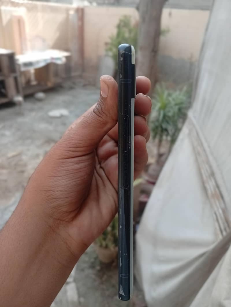 Google Pixel 6a 1