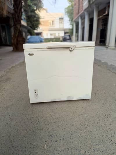 waves freezer single door total original all ok/0321/8888/564