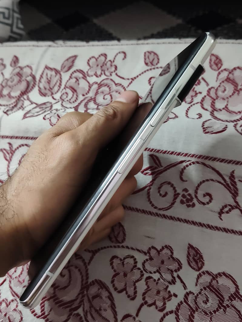 Google Pixel 6 Pro 2
