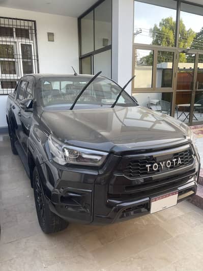 Toyota revo GR Hilux 2025