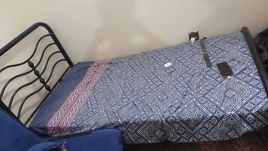 Iron single bed