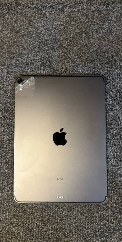 iPad Pro 11” (2018) – 64GB Cellular – Space Gray