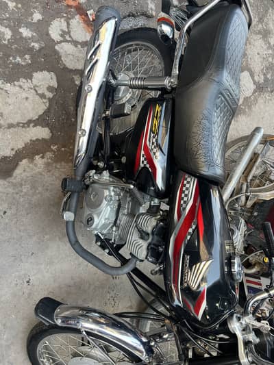 Honda Cg 125 black 20kdriven no accident just buy and drive