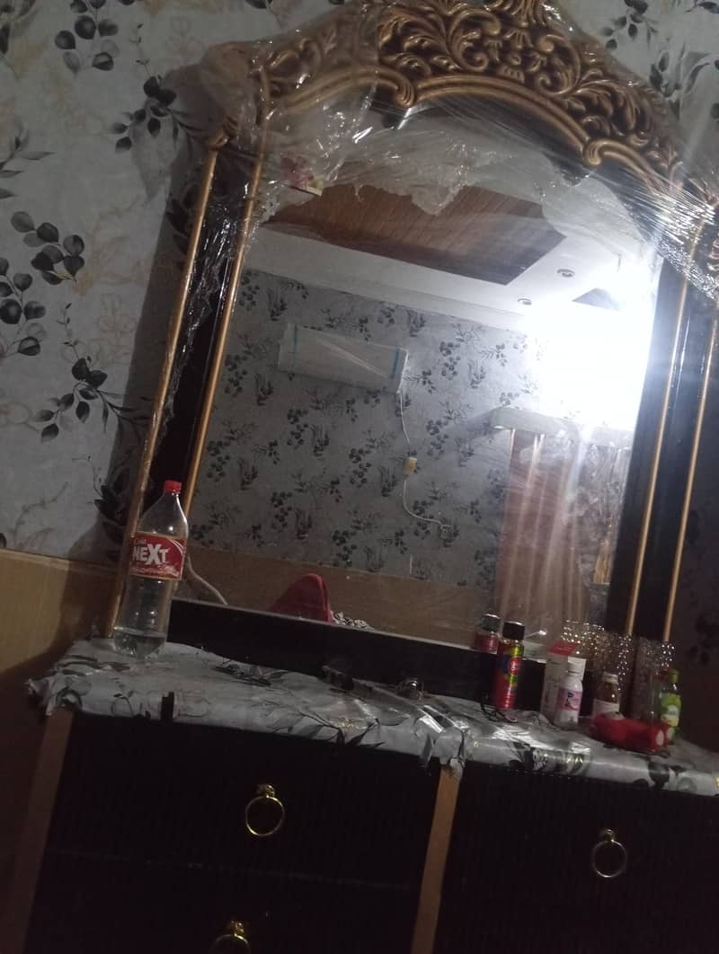dressing table 3