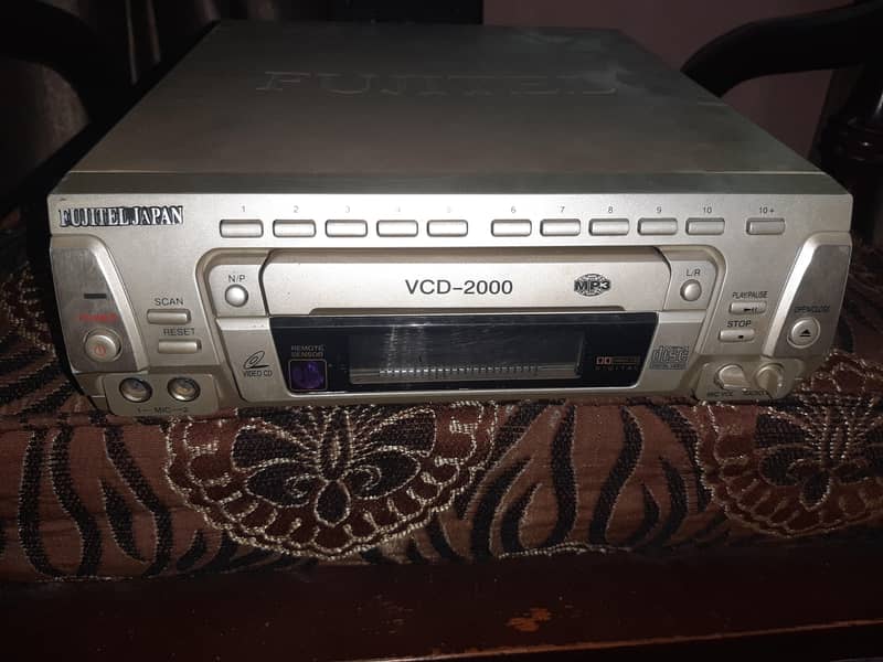CD player 0