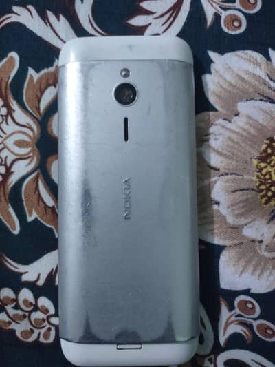 Nokia 105