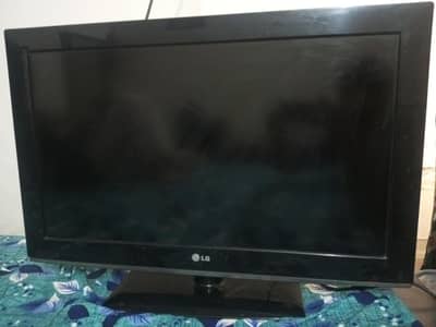 LG 32 Inches LCD Tv