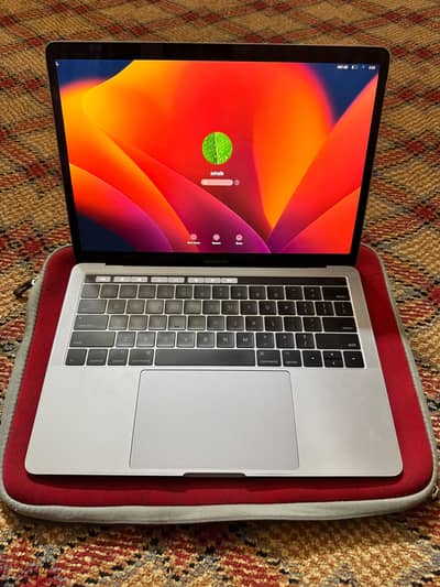 macbook pro 2017 model with touchbar