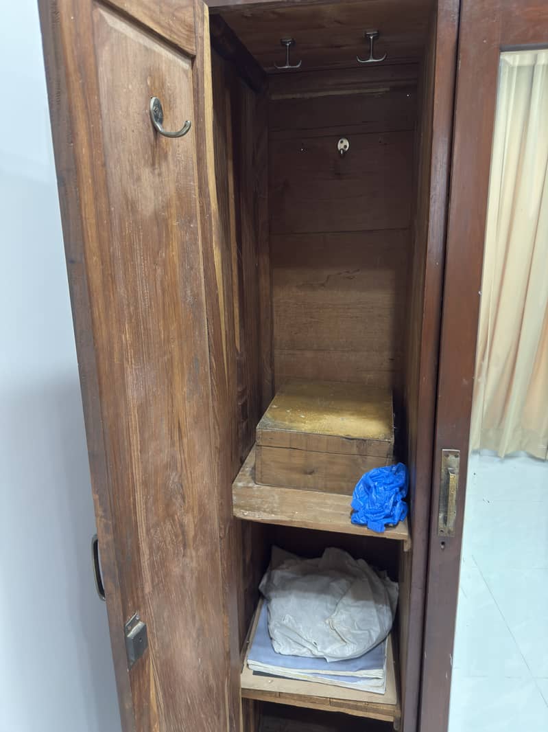Solid wood cupboard 1