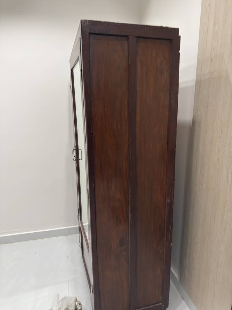 Solid wood cupboard 3