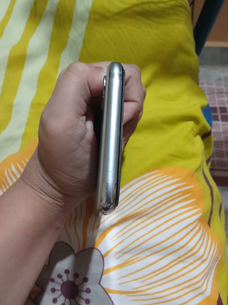 Apple iPhone X 7