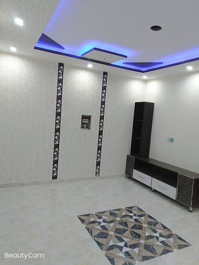 VIP beautiful 5 Marla portion is available for rent in sabzazar Lahore
