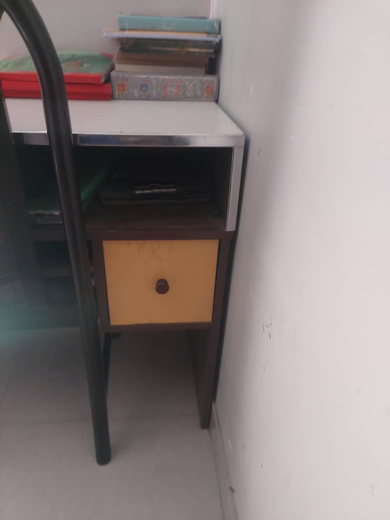 study table / computer table 2