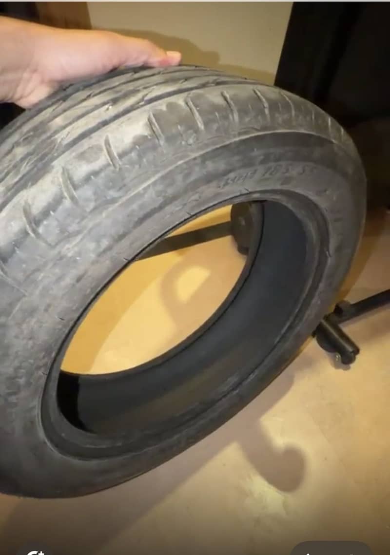 Bridgestone Nextry pattern tyre 3
