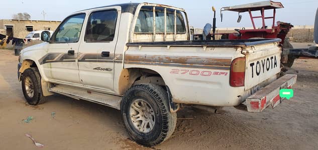 Toyota Hilux 2004