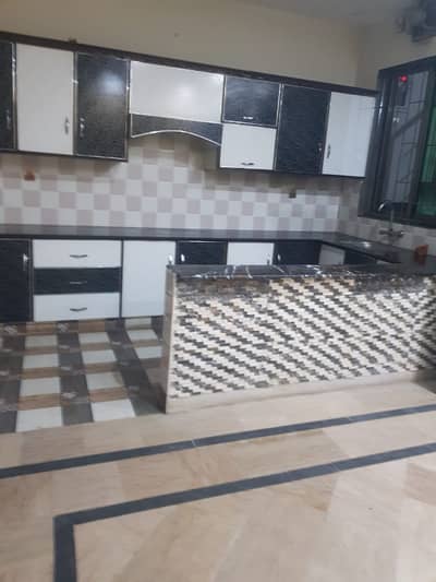 VIP beautiful 5 Marla portion is available for rent in sabzazar Lahore