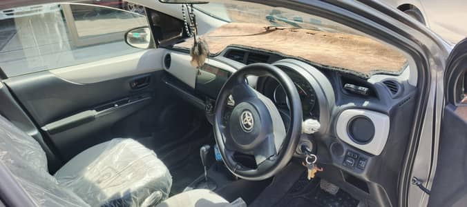 Toyota Vitz 2013