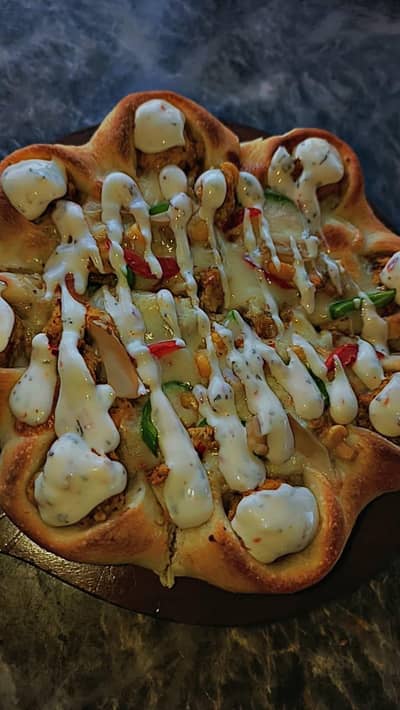 Pizza CheF Hun Job Chahiye.
