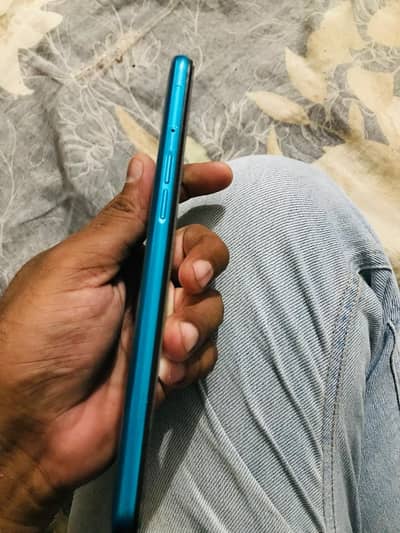 Realme 5i dual SIM pta official approved 4gb64 all ok con 10/9
