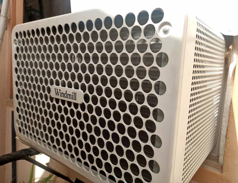 Window AC Inverter Windmill 4