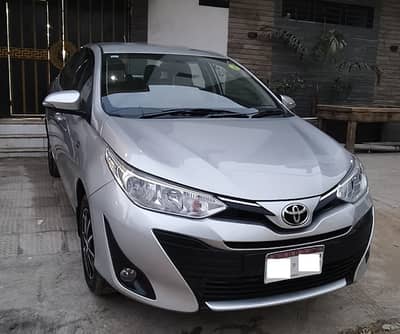 Toyota Yaris ATIV 1.3 CVT 2021 Company Maintained by Dealership