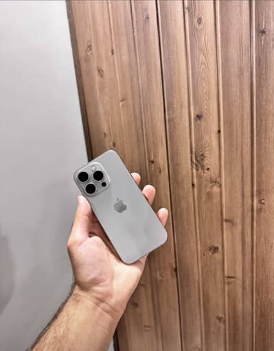 Apple iPhone 15 Pro