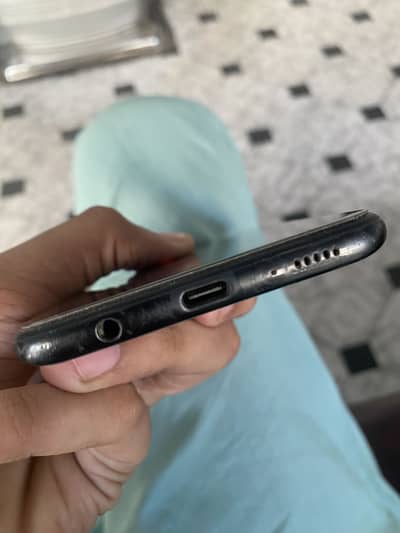 Samsung Mobile A20