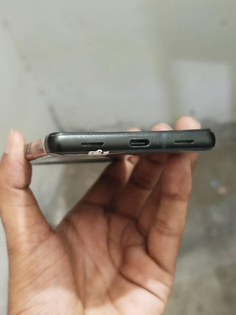 Google pixel 6A 4