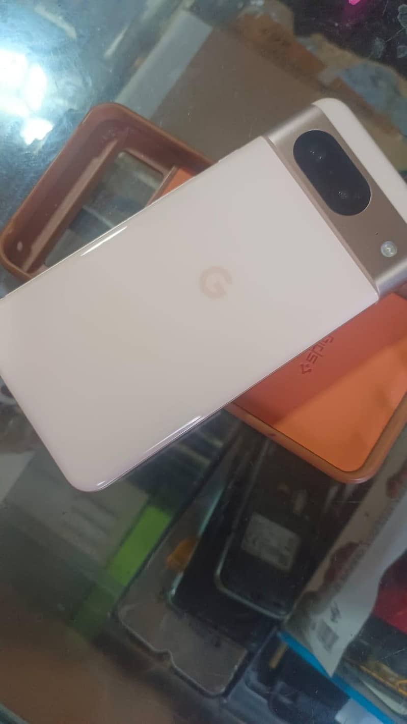 Google Pixel 8 3