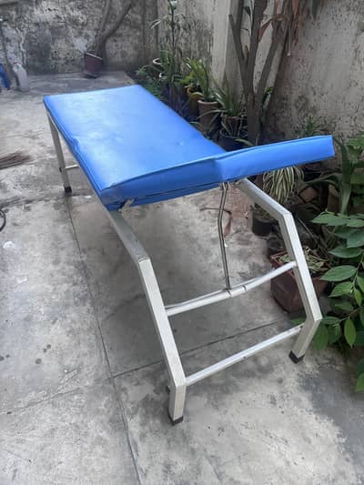 Medical examination couch