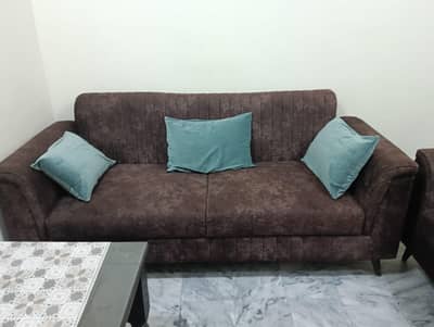 7 seater sofa set for sale in new condition