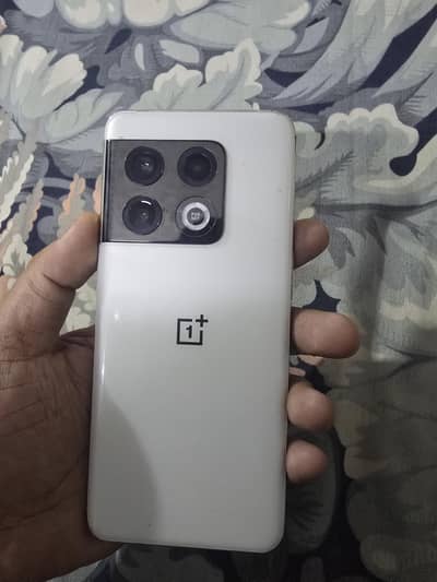 One Plus 10 Pro