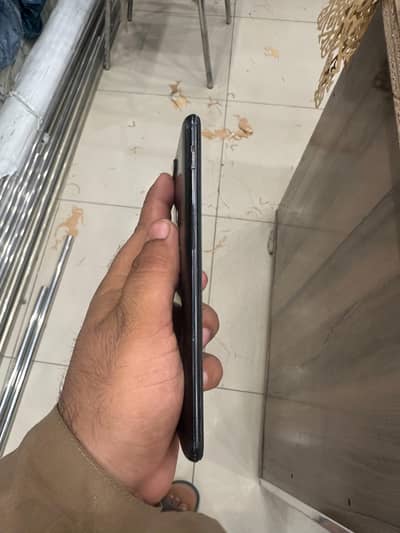 One Plus 5T offical dual sim approved  8/128