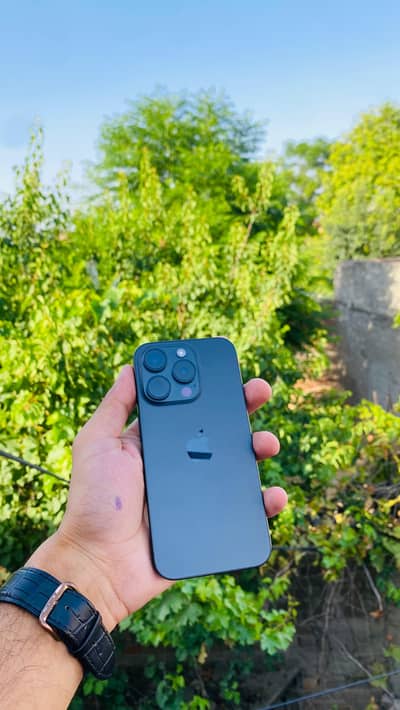 Apple iPhone 15 Pro