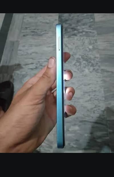 Itel 100c