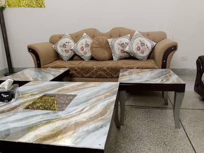 safa and center table