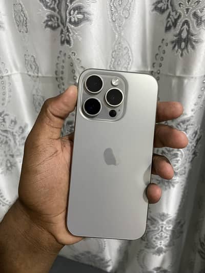 Apple iPhone 15 Pro