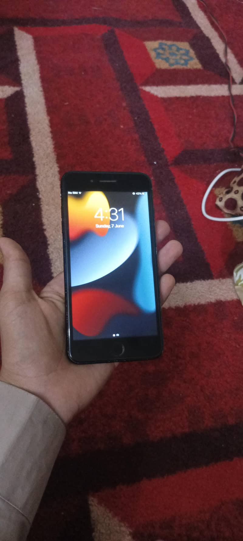 Apple iPhone 7 Plus 4