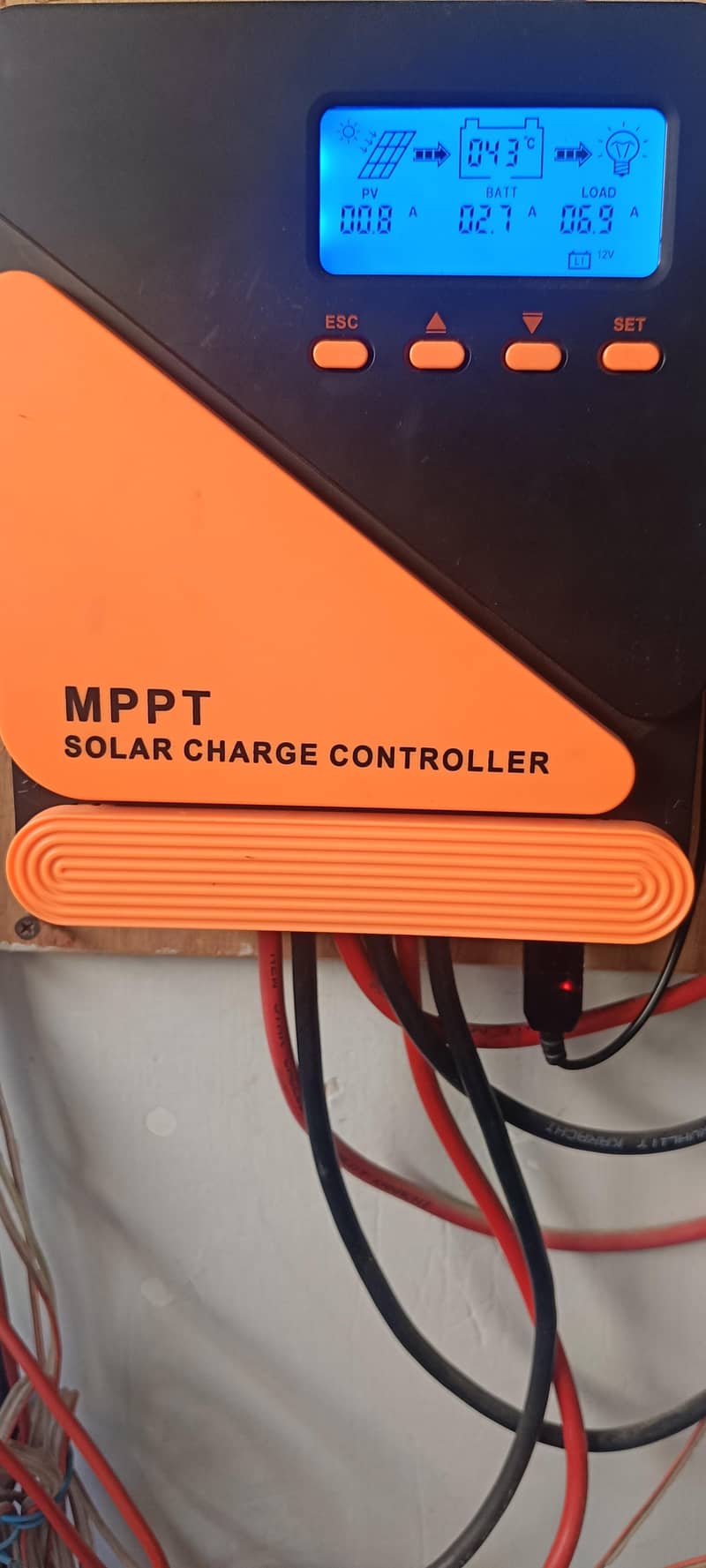 Mppt Solar Charge controller 1