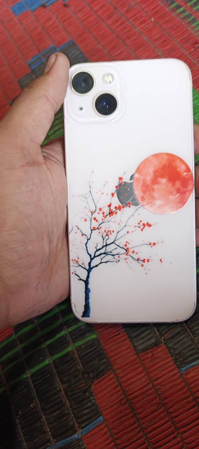 Apple iPhone 13