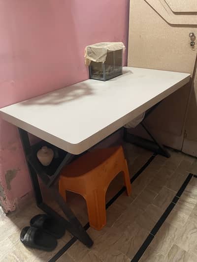 Brand New Gaming And Office Table For Sell