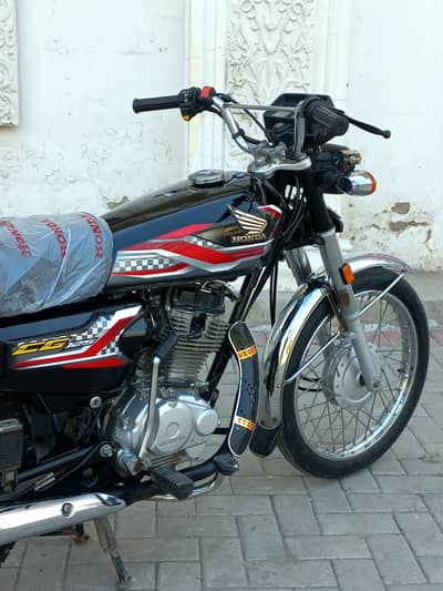 Honda CG125 2024 Lush [ 0306.6655410